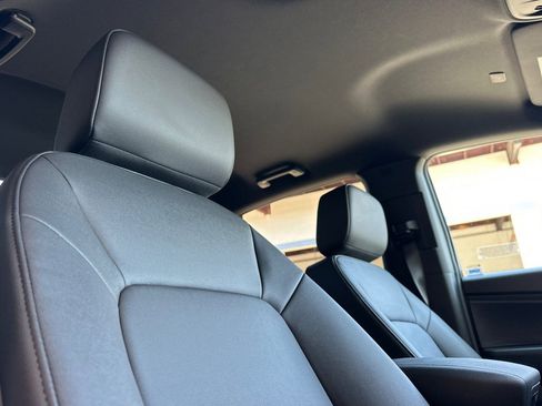 Used 2026 Chevrolet Colorado Trail Boss AWD/4WD image 20