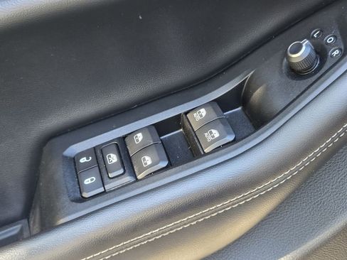 Used 2022 Jeep Grand Cherokee Limited 4xe w/ Luxury Tech Group II image 28