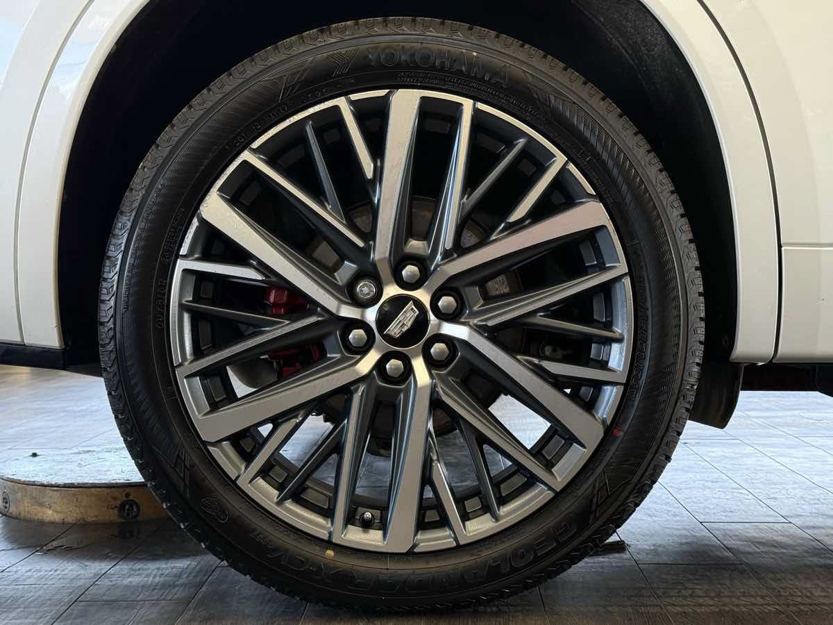 Used 2023 Cadillac XT6 Sport AWD/4WD image 27