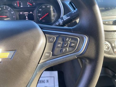 Used 2018 Chevrolet Malibu LS image 17