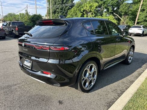 Used 2024 Alfa Romeo Tonale Ti AWD/4WD image 8
