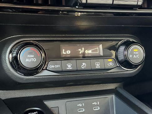 Used 2026 Nissan Kicks SV FWD image 22