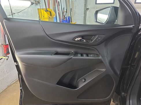 Used 2024 Chevrolet Equinox LT image 26