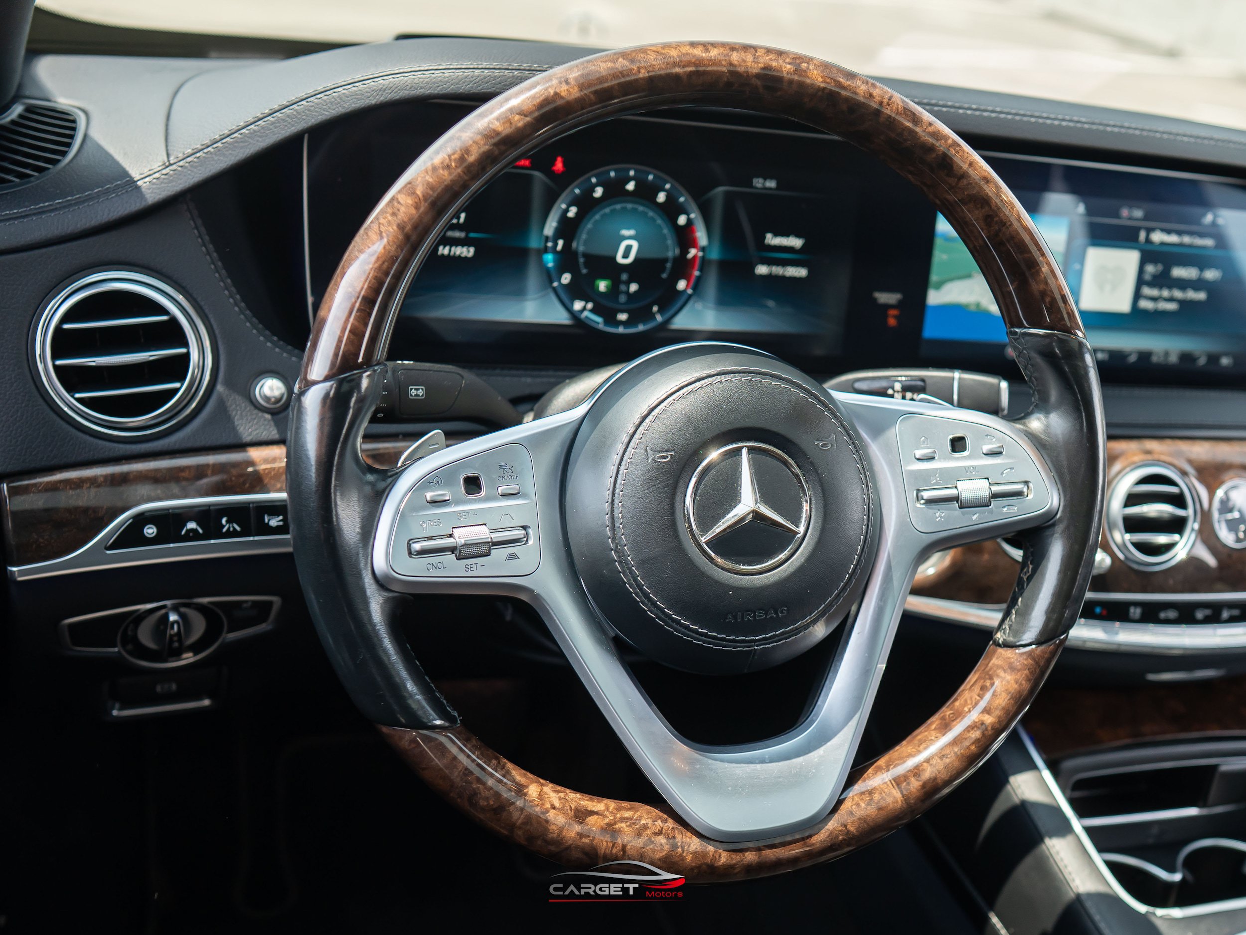 Used 2019 Mercedes-Benz S 560 4MATIC Sedan image 23
