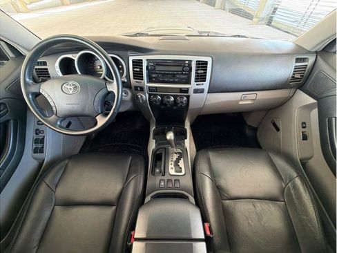 Used 2004 Toyota 4Runner Sport AWD/4WD image 15