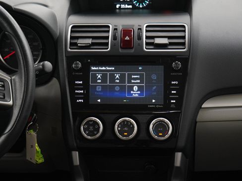Used 2016 Subaru Forester 2.5i Premium w/ All-Weather Package AWD/4WD image 15