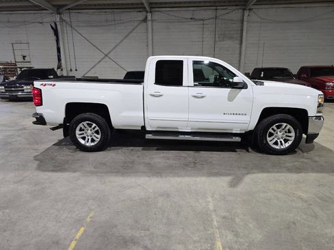 Used 2019 Chevrolet Silverado 1500 LT w/ All Star Edition AWD/4WD image 15