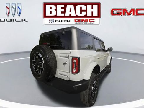 Used 2023 Ford Bronco Outer Banks AWD/4WD image 3