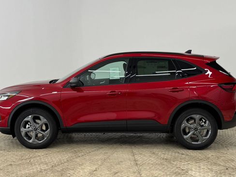 New 2026 Ford Escape ST-Line w/ Cold Weather Package image 2