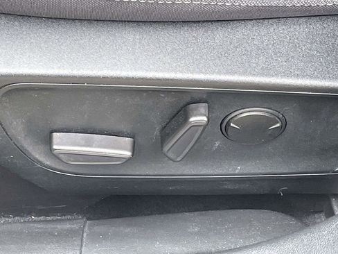 Certified 2020 Ford Escape SE image 14