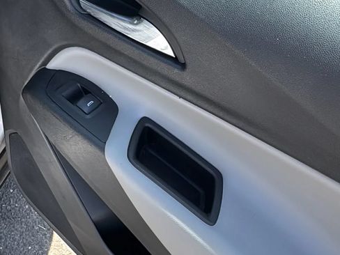 Used 2022 Chevrolet Equinox LS AWD/4WD image 19