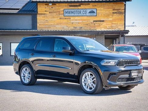 Used 2024 Dodge Durango GT image 1