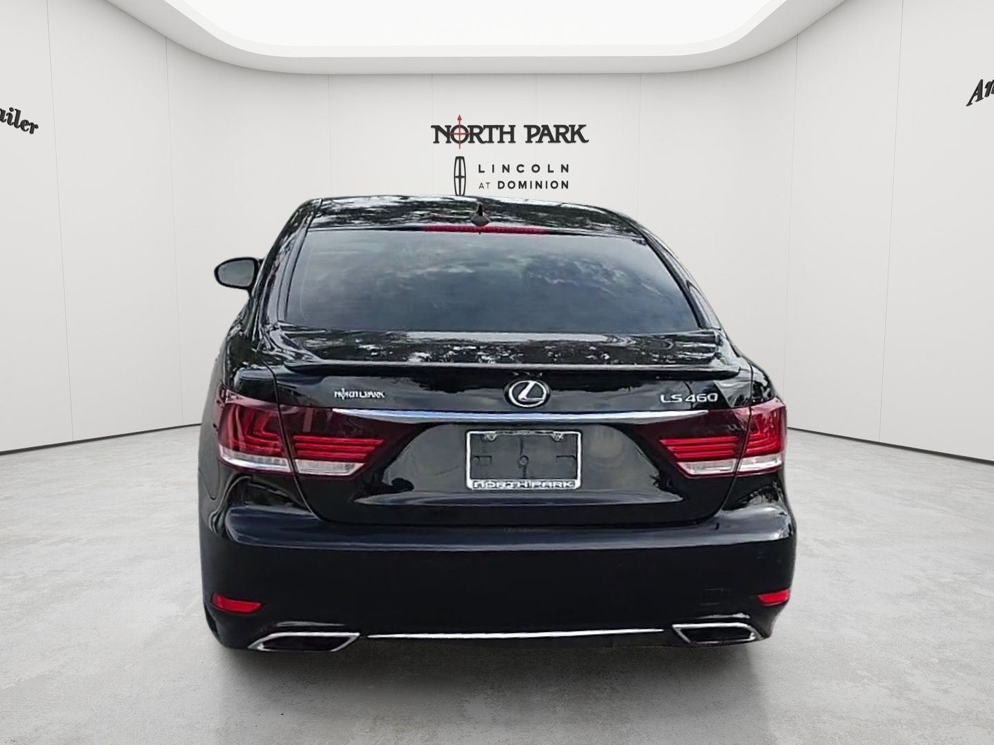 Used 2013 Lexus LS 460 w/ F-Sport Pkg RWD image 5