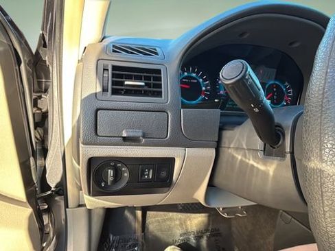 Used 2011 Ford Fusion SE w/ 202A Rapid Spec Order Code image 22