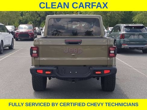 Used 2025 Jeep Gladiator Mojave AWD/4WD image 7