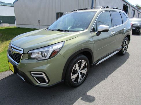 Used 2019 Subaru Forester Touring AWD/4WD image 1