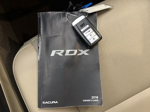 Used 2018 Acura RDX AWD w/ Technology Package image 35