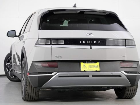 Used 2023 Hyundai Ioniq 5 SEL image 5