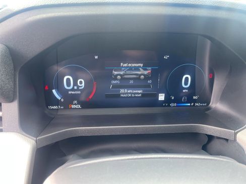 Used 2025 Ford Explorer Active image 15