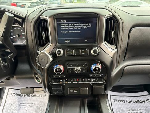 Used 2021 GMC Sierra 1500 AT4 w/ AT4 Value Package AWD/4WD image 32