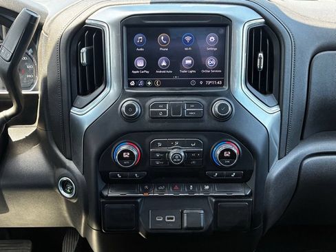 Used 2021 Chevrolet Silverado 1500 LT AWD/4WD image 16