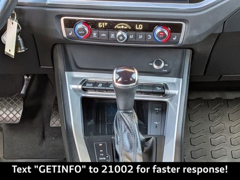 Used 2022 Audi Q3 2.0T Premium Plus w/ Premium Plus Package image 24