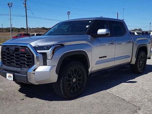 Used 2022 Toyota Tundra SR5 w/ TRD Off-Road Premium Package RWD image 3