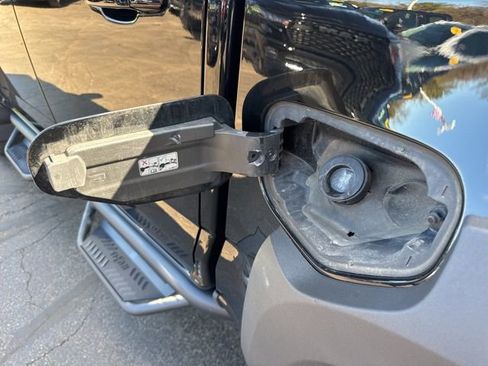 Used 2022 Chevrolet Colorado ZR2 w/ Colorado ZR2 Bison Edition image 19