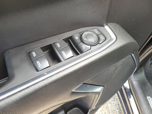 Used 2024 GMC Sierra 1500 SLT RWD image 19