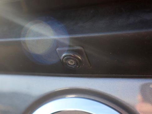 Used 2021 Nissan Titan SV w/ SV Convenience Package image 31