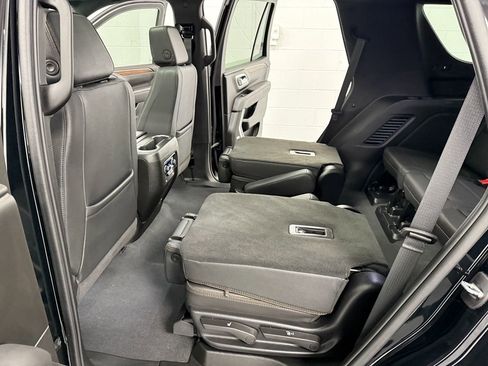 Used 2024 Chevrolet Tahoe High Country image 21