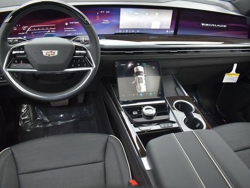 Certified 2026 Cadillac Escalade ESV Luxury w/ Touring Package image 14