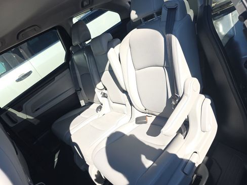 Used 2023 Honda Odyssey EX-L image 9