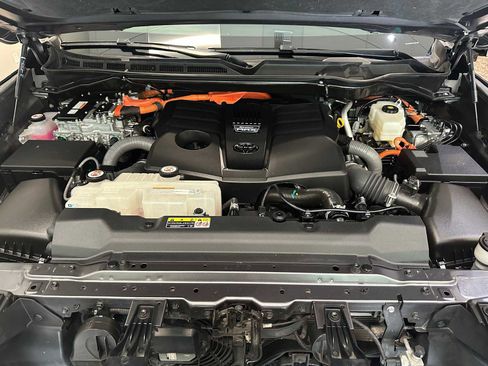 Certified 2023 Toyota Sequoia TRD Pro AWD/4WD image 9
