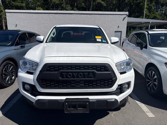 Used 2023 Toyota Tacoma SR5 w/ Technology Package AWD/4WD image 2