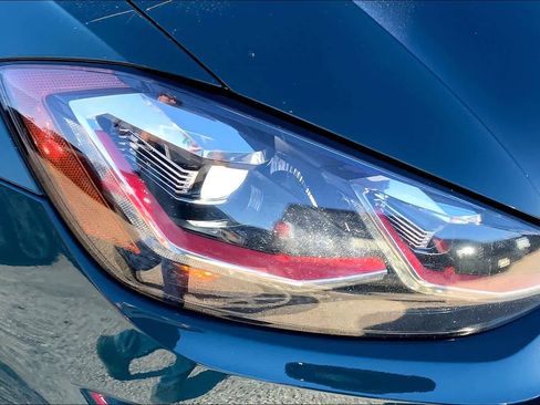 Used 2019 Volkswagen GTI SE image 26