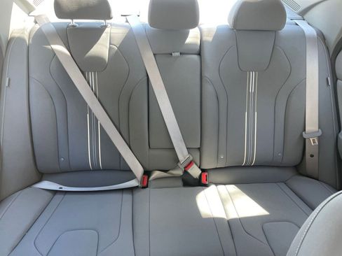 Used 2025 Hyundai Elantra SEL image 42