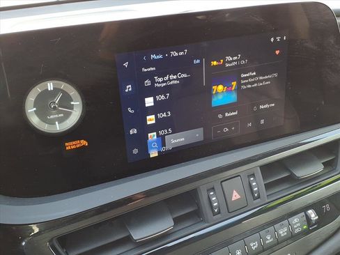 Certified 2023 Lexus ES 350 w/ Premium Package image 18