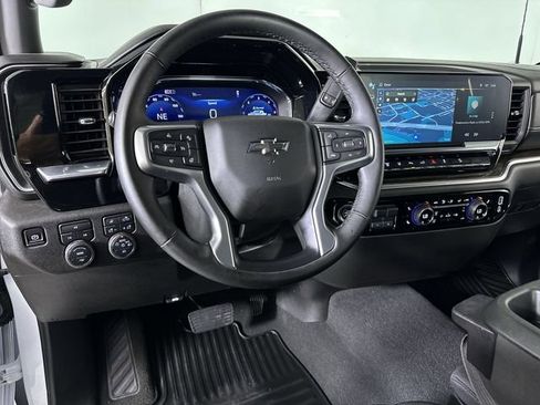 Used 2025 Chevrolet Silverado 3500 LT w/ Trail Boss Package AWD/4WD image 21