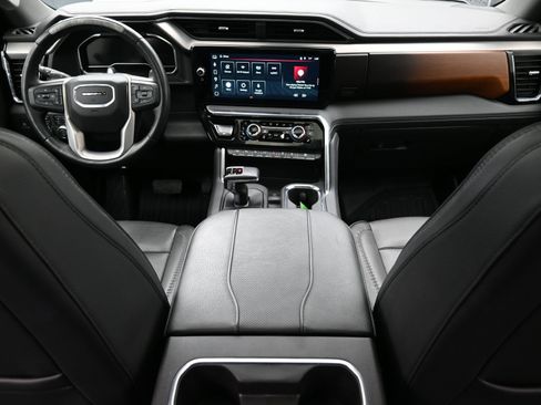 Used 2024 GMC Sierra 1500 Denali image 13
