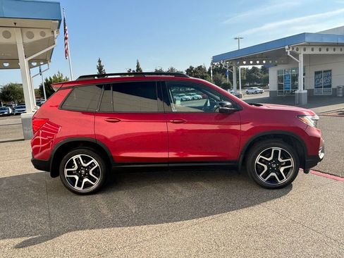 Used 2023 Honda Passport Elite image 4