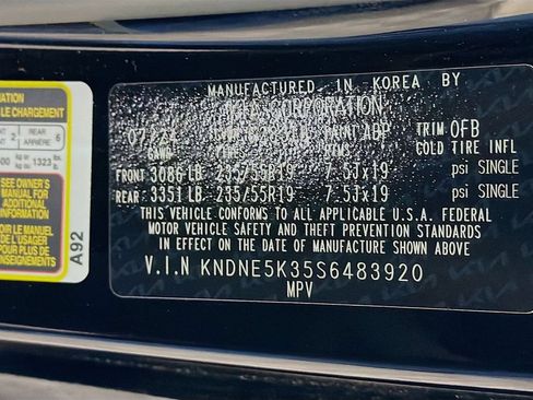 Used 2025 Kia Carnival SX Prestige FWD image 38