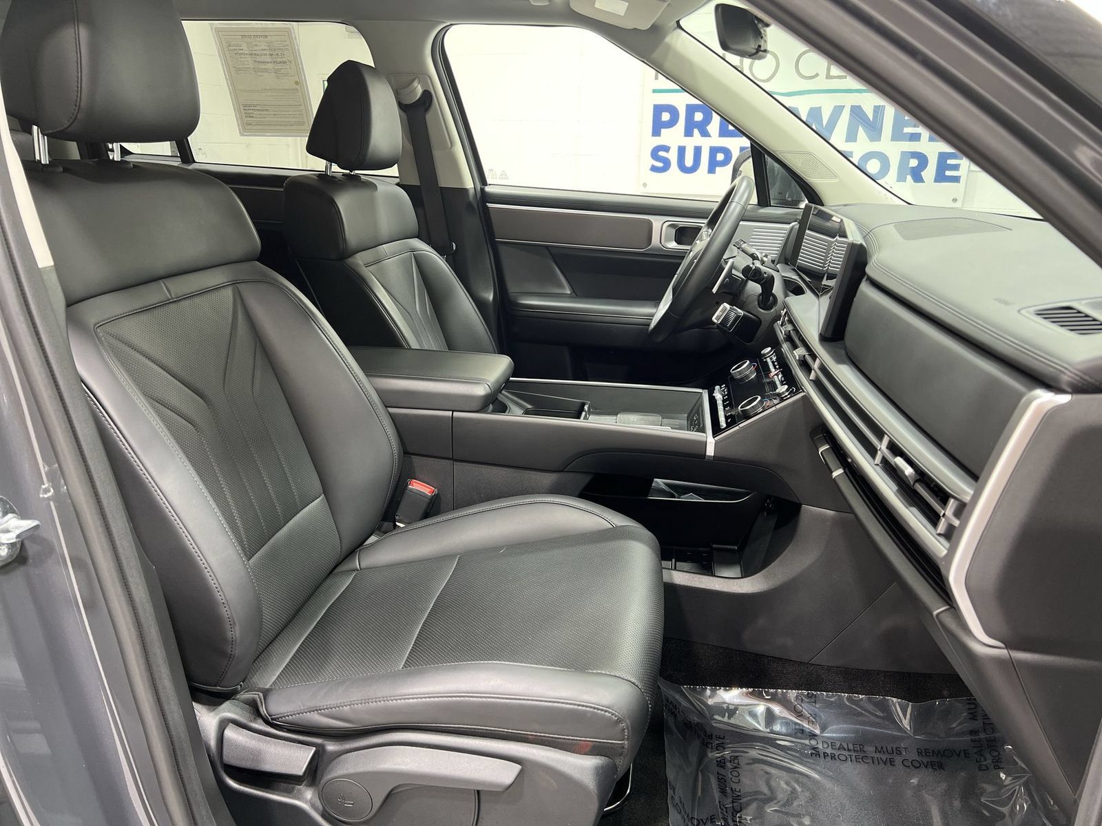 Used 2025 Hyundai Santa Fe SEL AWD/4WD image 24