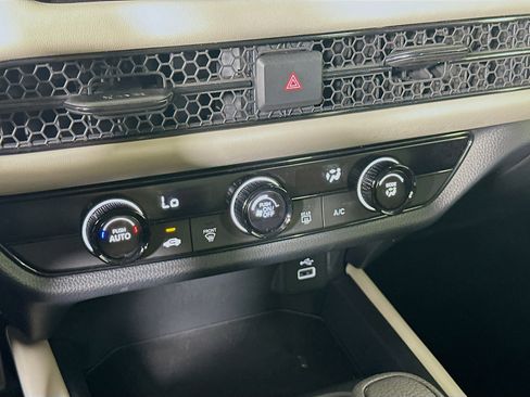 Used 2025 Honda HR-V LX image 22