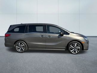 Used 2018 Honda Odyssey Elite video 2