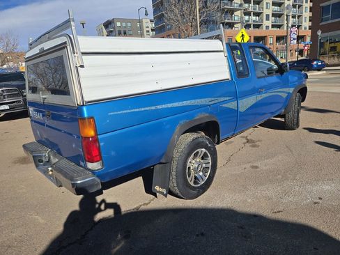 Used 1996 Nissan Pickup XE image 9