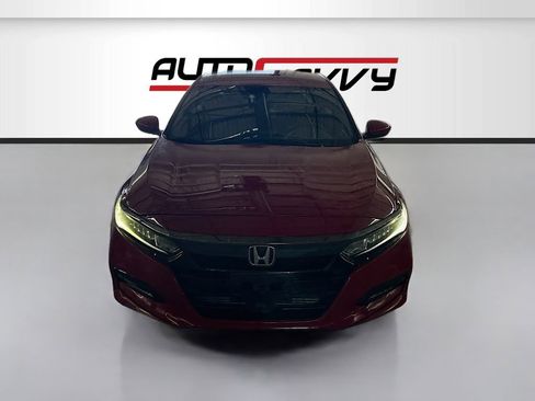 Used 2019 Honda Accord Sport image 2