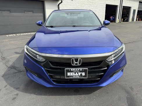 Used 2018 Honda Accord Sport image 8