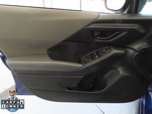 Certified 2025 Subaru Crosstrek 2.0i Premium image 12