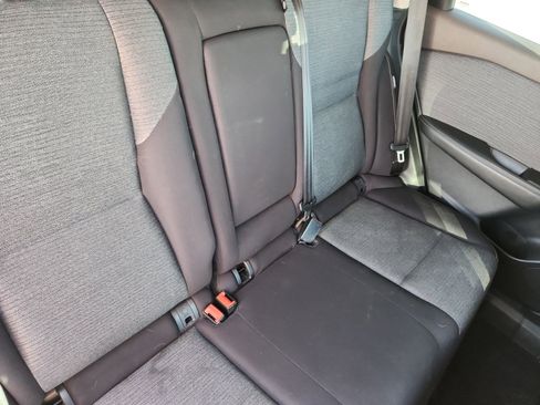 Used 2021 Nissan Rogue SV image 19